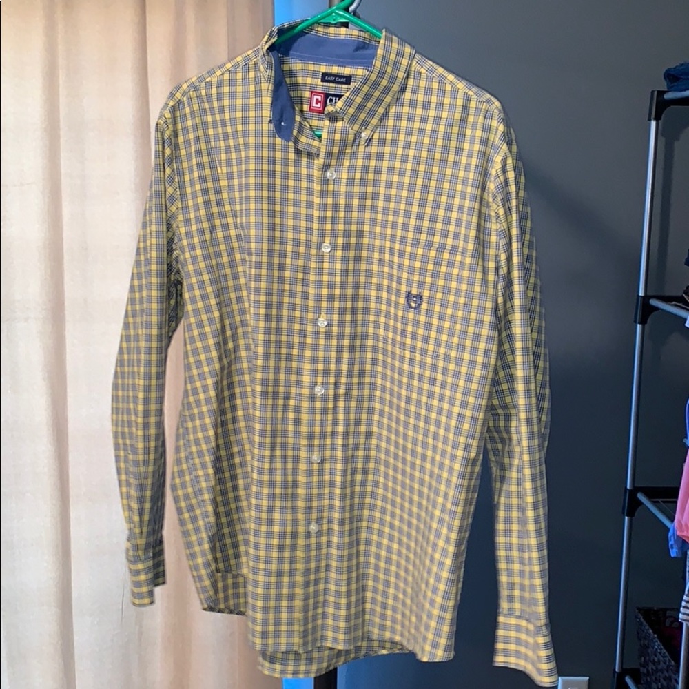 Chaps men’s collared button up